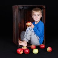 Portræt i æblekasse